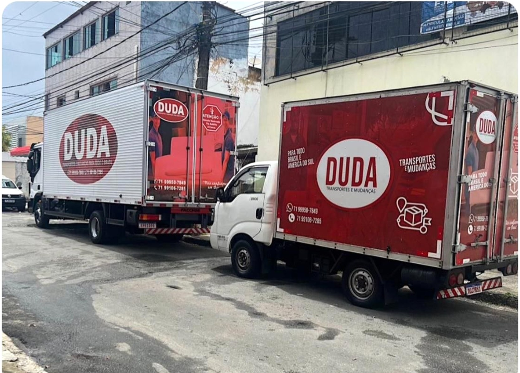 Frota da Duda Mudanças em Salvador, com caminhões identificados para mudanças